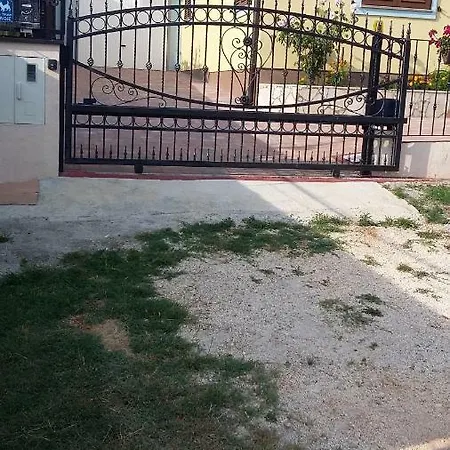 1 Apartman