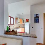 1 Apartment